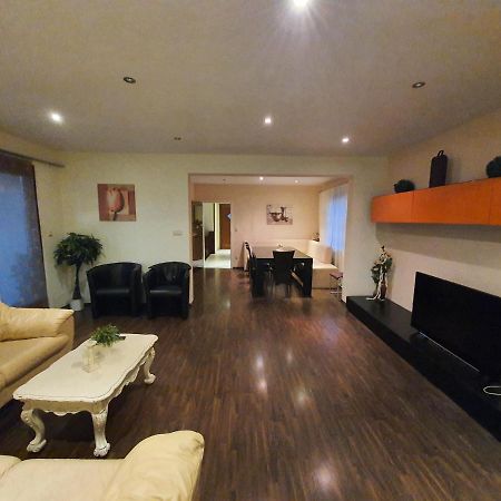 Apartment Bei Hamburg Bis 10 Personen Mit Terasse Und Gartennutzung. Бухґольц-ін-дер-Нордгайде Екстер'єр фото